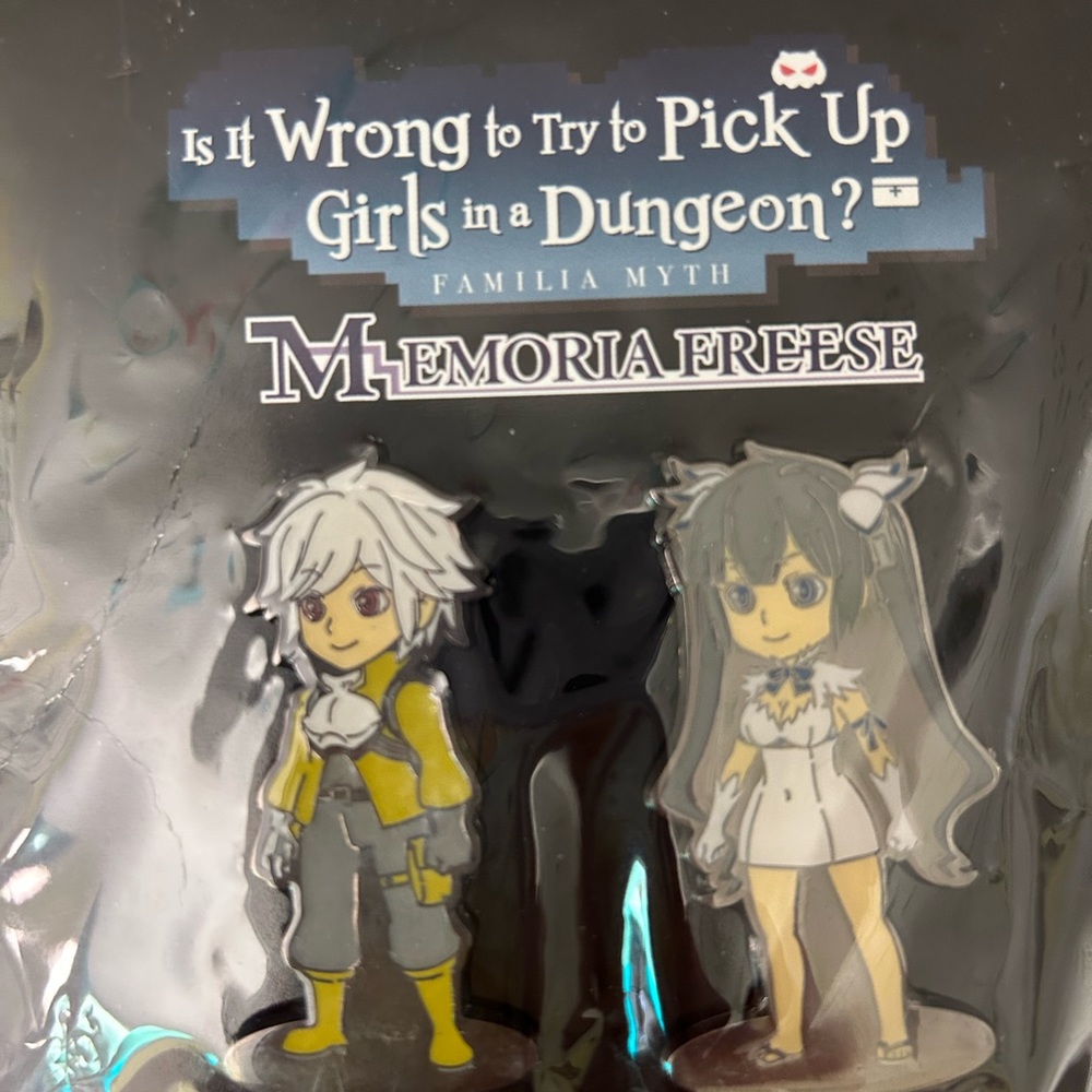 Anime pins is it wrong to pick up girls in a dungeon?
